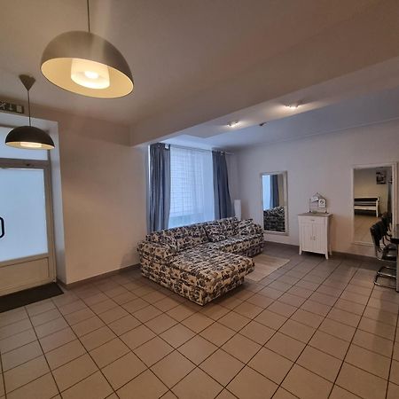 Camellia Studio Apartment & Parking Ρίγα Εξωτερικό φωτογραφία